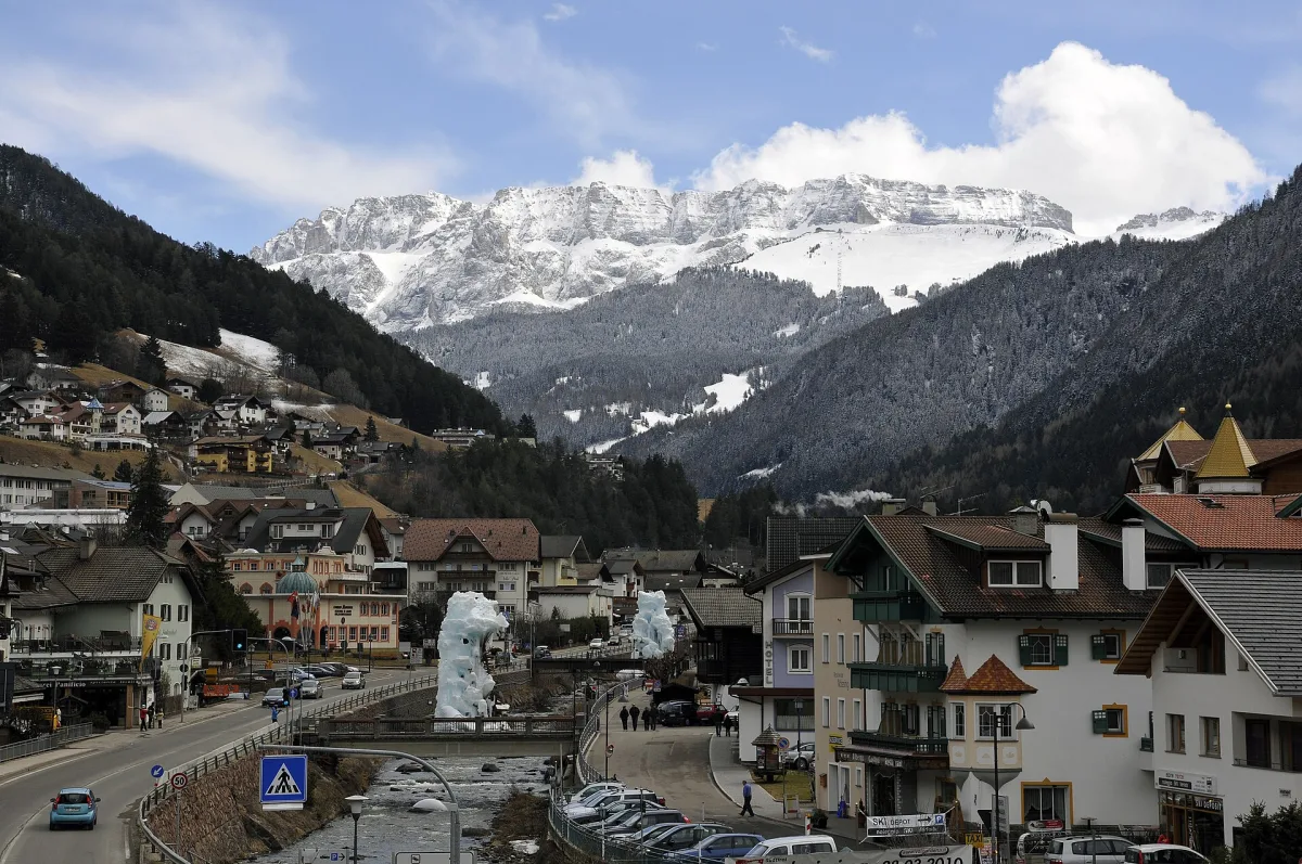 Come arrivare a Ortisei in auto: consigli utili e parcheggi
